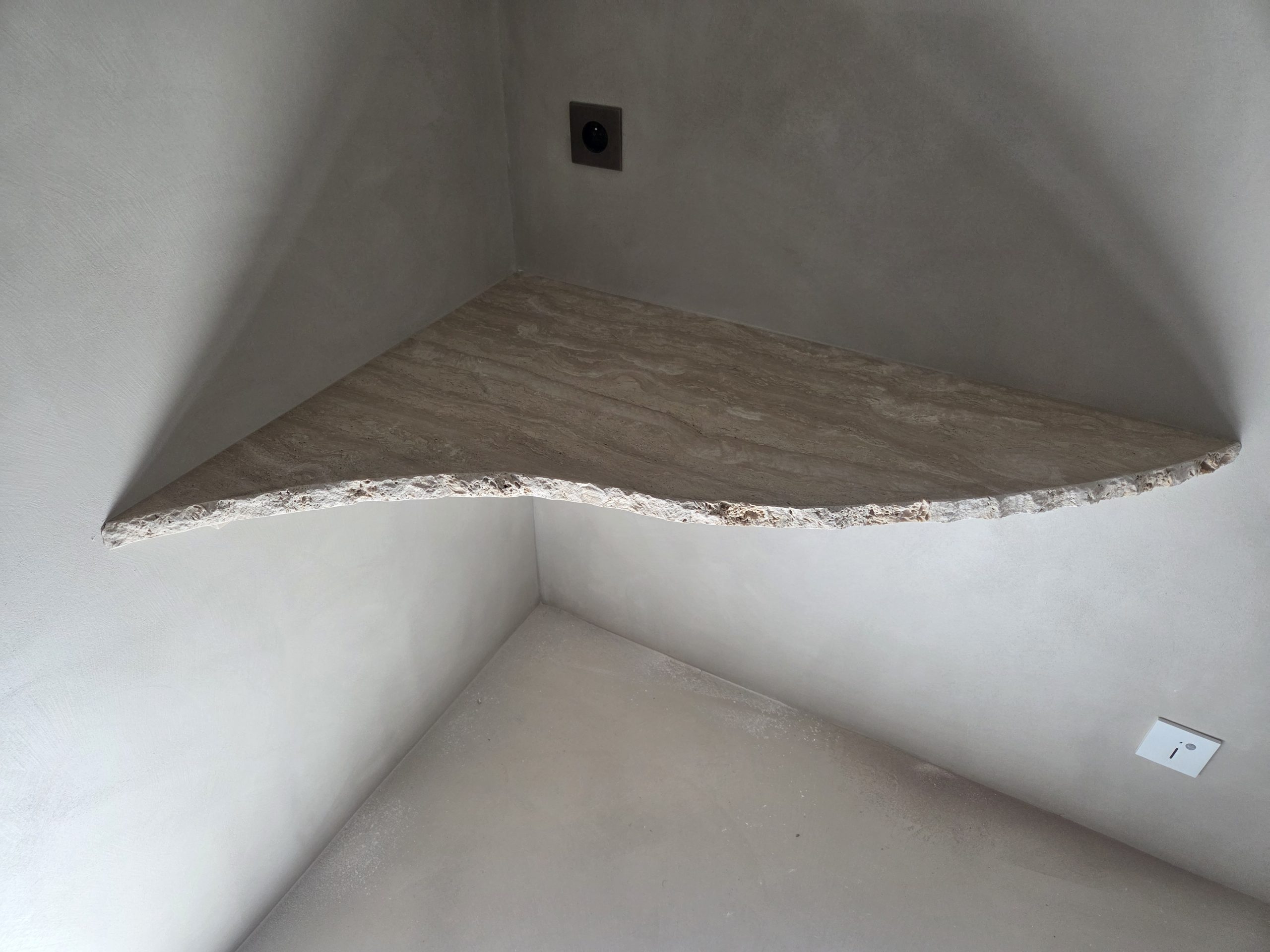 Salle de bain en pierre de Travertin