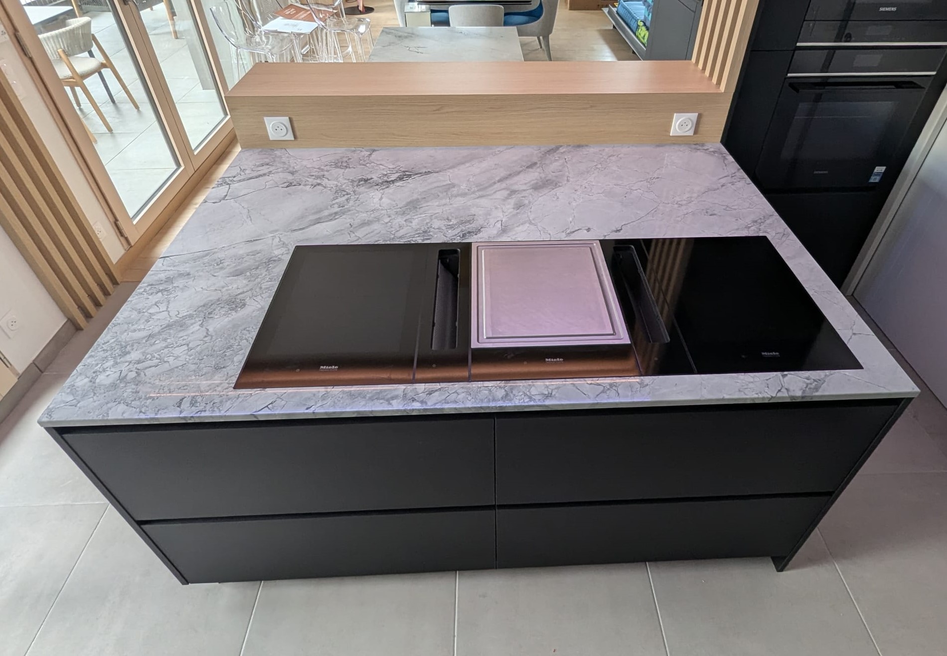 Cuisine en QUARTZITE SUPERWHITE