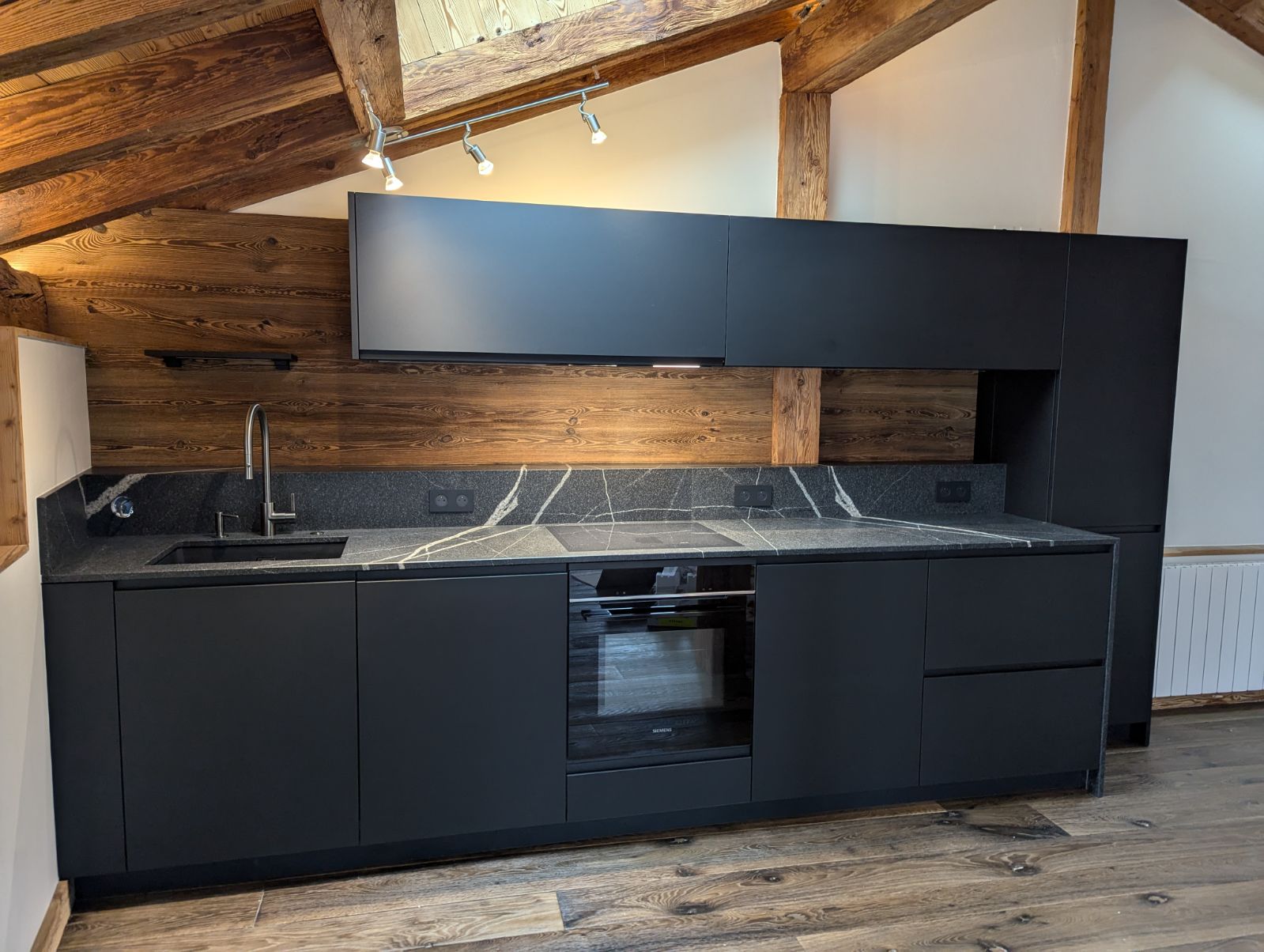 CUISINE EN GRANIT JURASSIC GREY