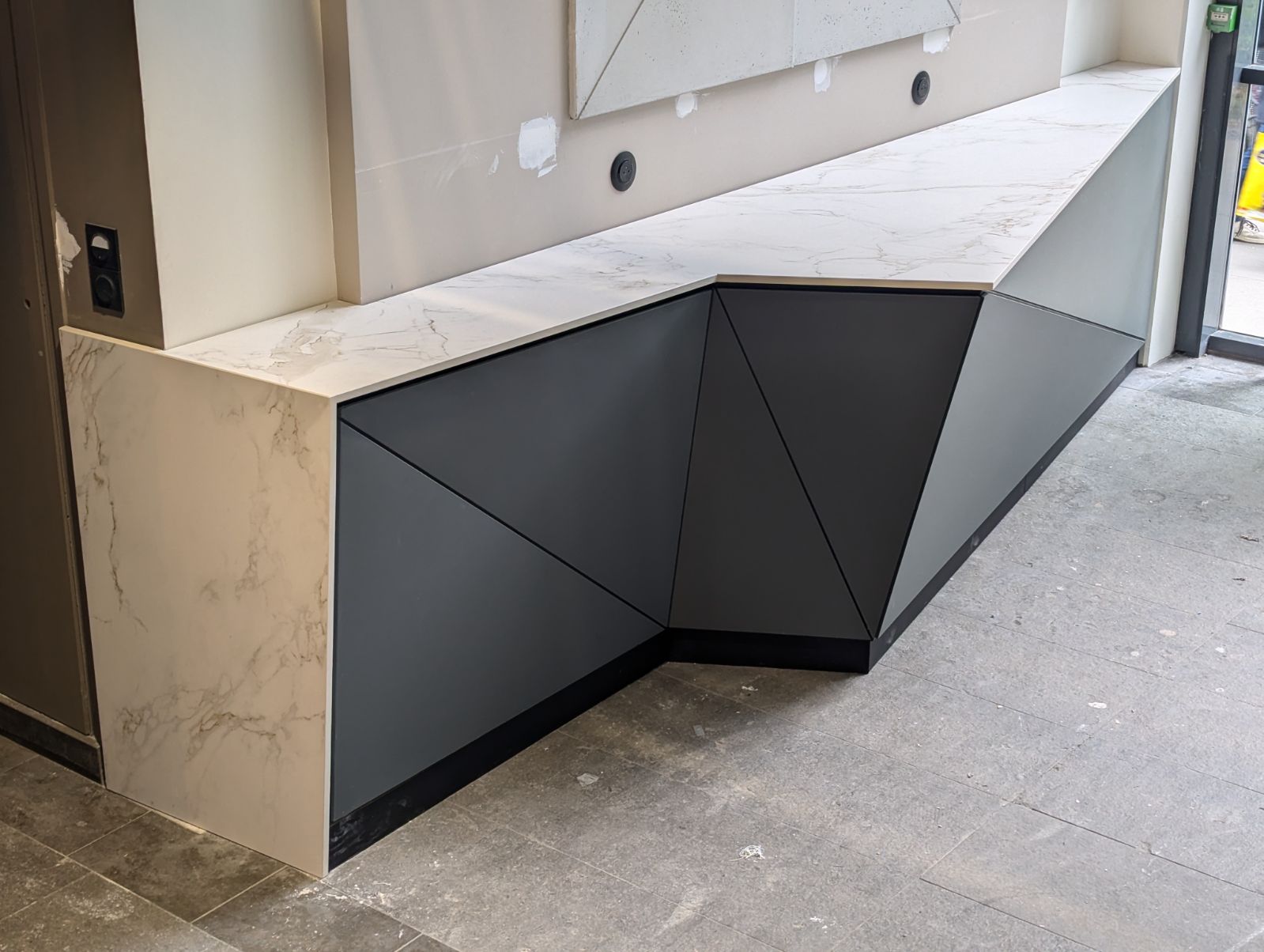 PLAN DE TRAVAIL SUR-MESURE