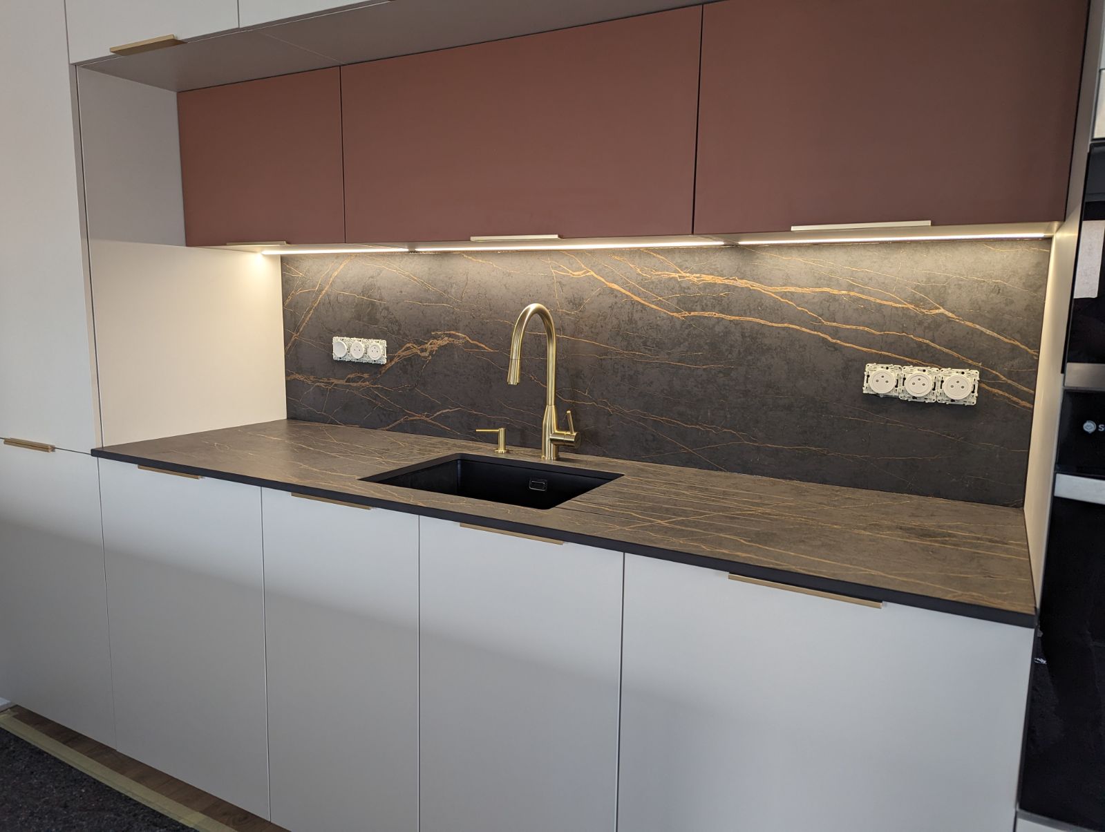 PLAN DE TRAVAIL SUR-MESURE
