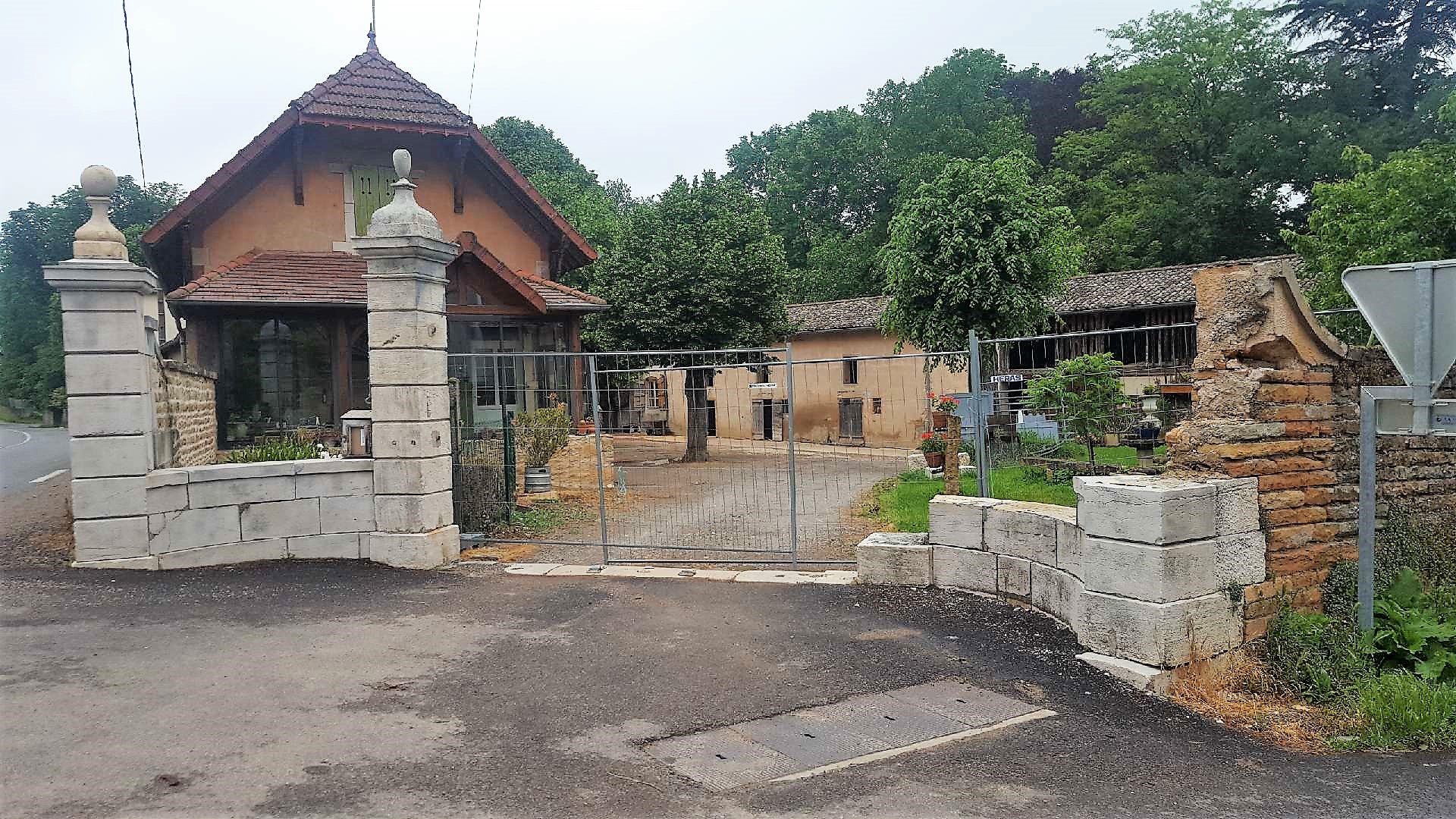 Remise en état et fabrication en pierre de Saint Martin